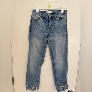 Zara Jeans Womens 6 Blue Wash
Distressed Cuffed Hem Low Rise Z1975
Denim